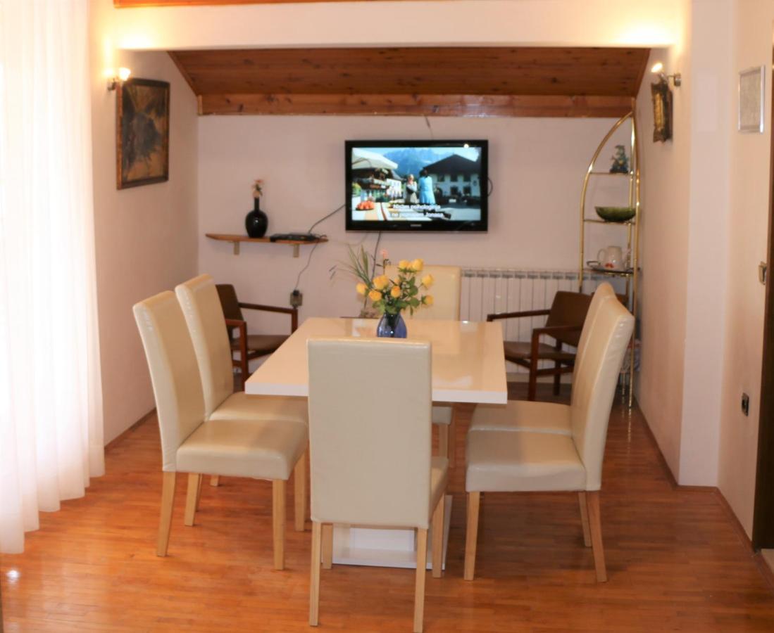 Apartment Grgas-Tucilo ซาบลาเช ภายนอก รูปภาพ