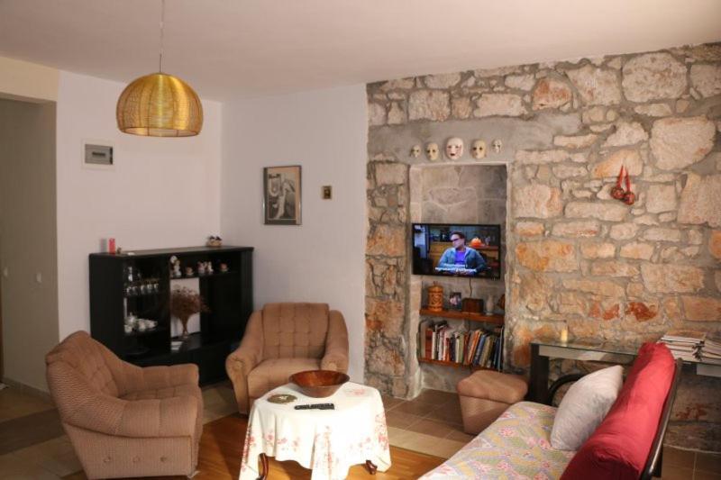 Apartment Grgas-Tucilo ซาบลาเช ภายนอก รูปภาพ